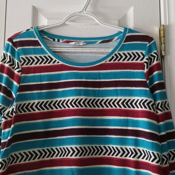 Crown & Ivy striped top Sz M NWT - Picture 3 of 6